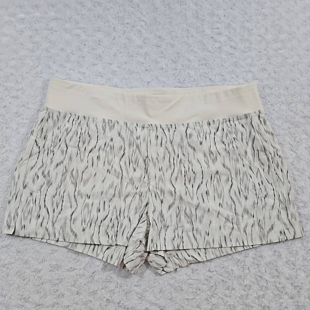 Athleta Trekkie North short women's size 20 #988235 Ikat Texture Magnolia Grey W
